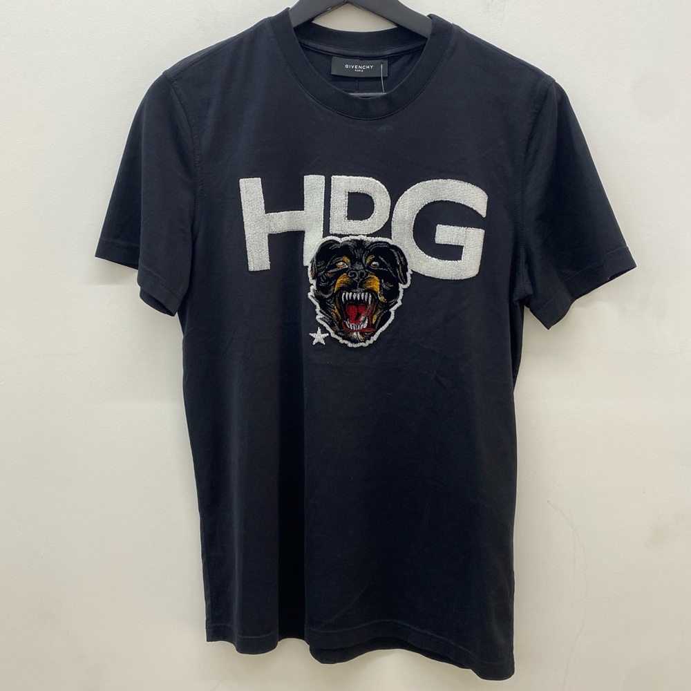 Givenchy Tee. Almost new. Size Small.